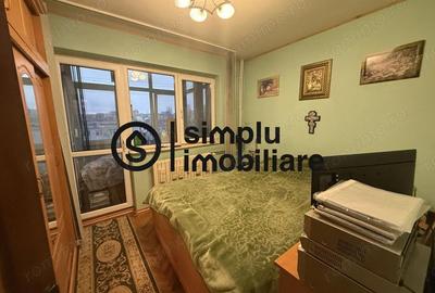 Apartament cu 3 camere semidecomandat în Central