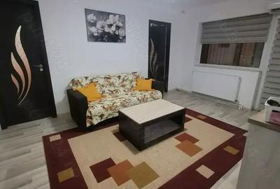 Apartament cu 3 camere semidecomandat în Central - 4