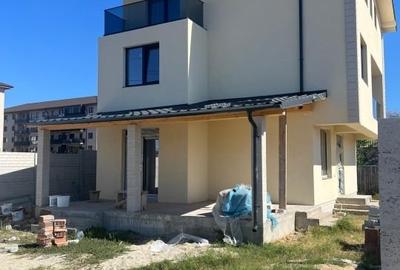 Casa de vanzare Dobroiesti - 2