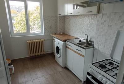 Apartament cu 3 camere semidecomandat, mobilat în Nord - 8