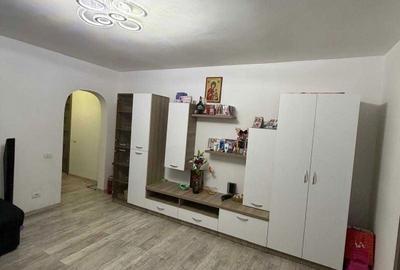 Apartament cu 3 camere semidecomandat în Colentina - 2