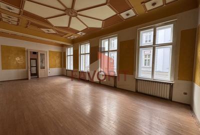 Spațiu comercial, de 329 mp, în Ultracentral - 8