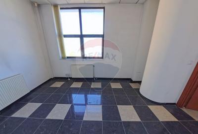 Birou, de 18 mp, în Ultracentral - 2