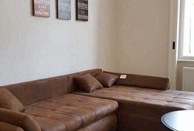 Pe frumosul bld. 3 AUGUST lânga Catedrala MILENIUM la 5 minute Restaurant MERLOT - 4