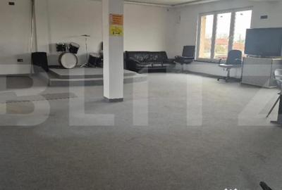 Apartament cu 4 camere decomandat în Careiului - 3