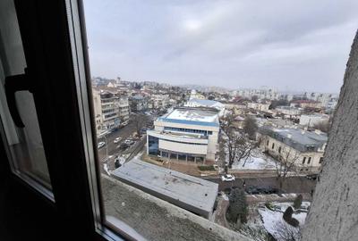 Apartament cu 3 camere decomandat în Exterior Vest - 4