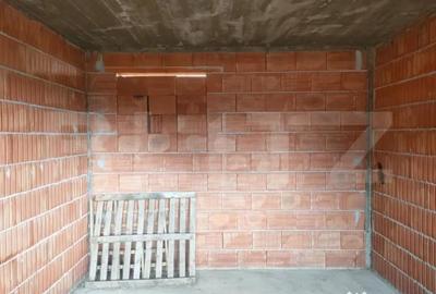 Casă cu 7 camere cu Teren 770 Mp în Marginea - 10