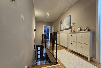 Casă cu 4 camere cu Teren 213 Mp în Central - 2