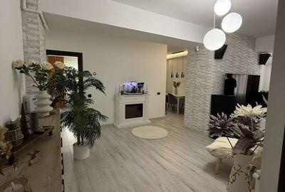 Apartament cu 3 camere decomandat în Central - 3
