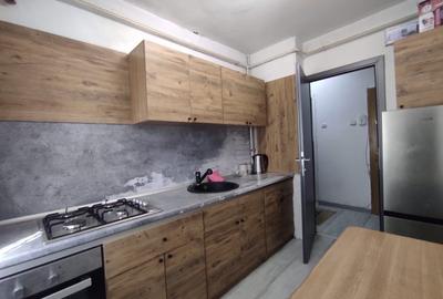DE INCHIRIAT - APARTAMENT 2 CAMERE-PODU ROS - 6