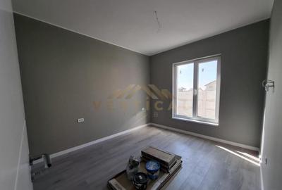 Casa de vanzare la 700 m. de bld principal. - 9