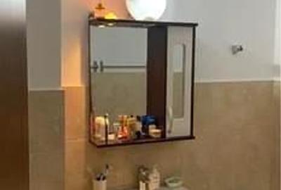 Apartament cu 3 camere decomandat în 1 Mai