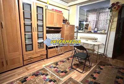 Garsoniera de inchiriat in Centru Alba Iulia mobilata - 1