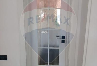 VANZARE Apartament cu 3 camere in zona Dacia - 3