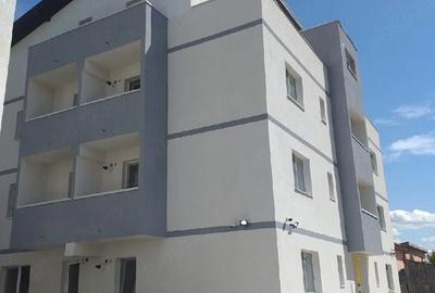 Garsonieră decomandată în 1 Mai