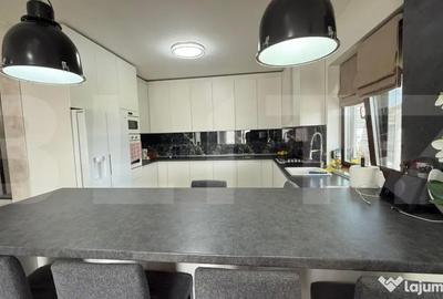 Casă cu 5 camere cu Teren 798 Mp în Central - 9