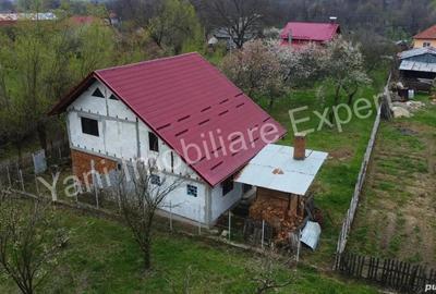 Casă în Mușătești - 4