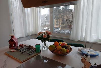 Apartament cu 3 camere decomandat în Central - 3