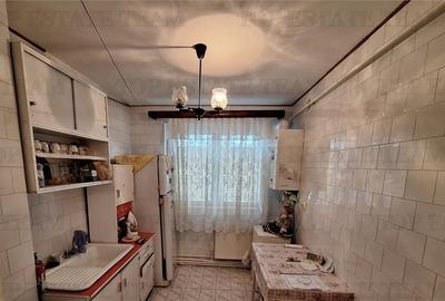 Apartament cu 2 camere decomandat în Central - 3