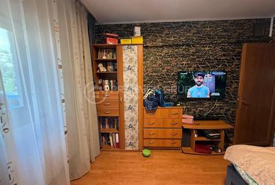 Apartament cu 3 camere decomandat în Tătărași - 5