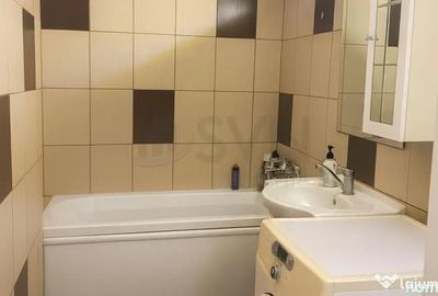 Casă cu 9 camere cu Teren 500 Mp în Băneasa