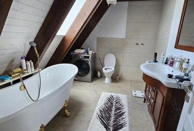 Casă cu Teren 1911 Mp în Vârfu Câmpului - 7