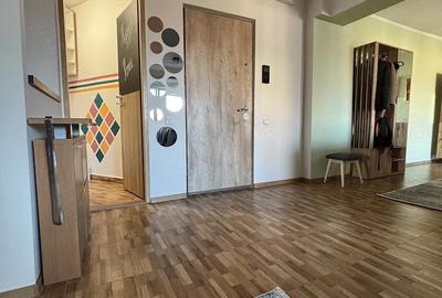 Apartament cu 3 camere decomandat în Central - 3
