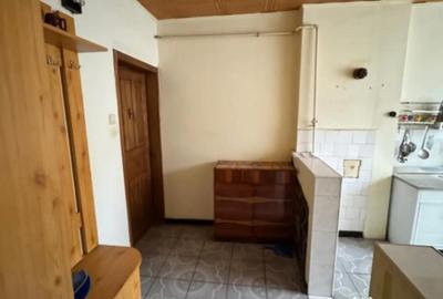 Apartament cu 2 camere semidecomandat în Ferneziu