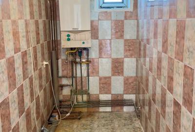 Casa individuala Snagov, doua garaje, necesita renovare ! - 33