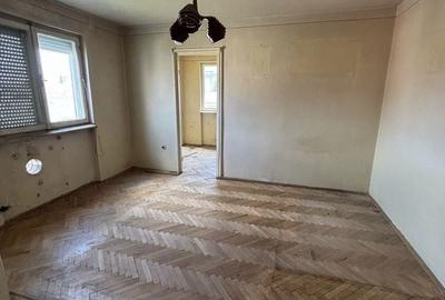 Apartament cu 3 camere în Central - 3
