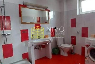 Casă cu 7 camere cu Teren 700 Mp în Praid - 3