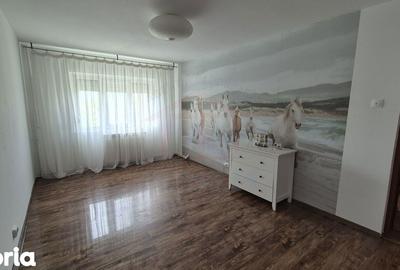 Apartament cu 3 camere decomandat, mobilat în Țiglina 3 - 2