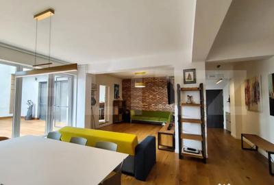 Apartament cu 4 camere decomandat în Central - 2