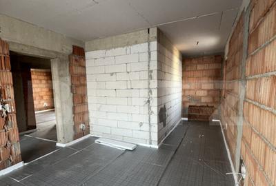 Casa cu 4 camere, curte amenajata - Sura Mica - 6