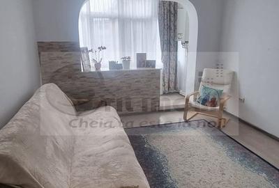 Apartament cu 3 camere semidecomandat, mobilat în Podu Roș - 4