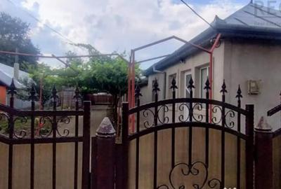 Casă cu 4 camere cu Teren 1800 Mp în Smeeni - 12