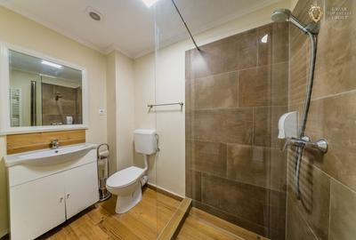 Business Industrial + Regim Hotelier - 26