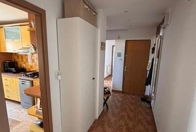 Apartament 3 camere semimobilat si utilat modern zona Astra - 8