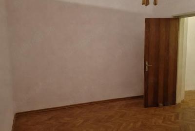Apartament cu 3 camere decomandat în Pajura - 7