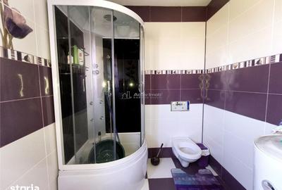 Casă cu 5 camere cu Teren 295 Mp în Central - 8