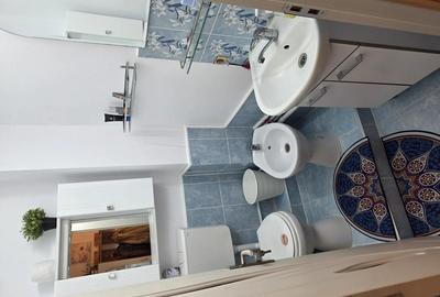 Apartament cu 3 camere decomandat în Central - 1