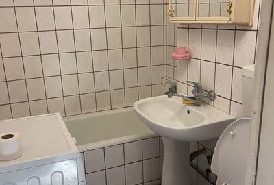 Apartament cu 3 camere semidecomandat în Exterior Vest - 2