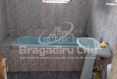 Apartament cu 4 camere în Central - 2