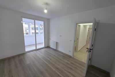 Apartament cu 3 camere semidecomandat în Titan - 14