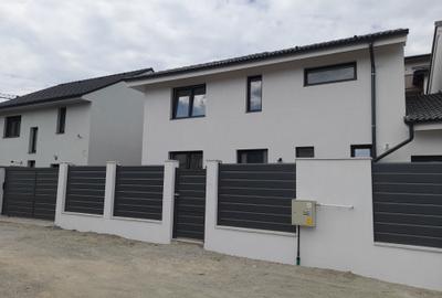 Casă cu 4 camere în Lazaret - 8