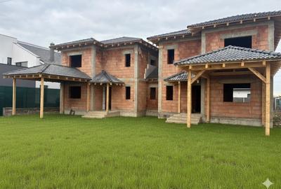 Casă individuală cu 5 camere cu Teren 365 Mp în Calea Urseni - 12