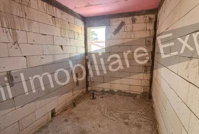 Casă cu 4 camere în Zigoneni - 1