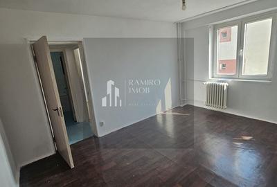 Apartament cu 3 camere decomandat în Alexandriei - 1