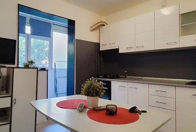 Apartament cu 2 camere decomandat în Olteniței