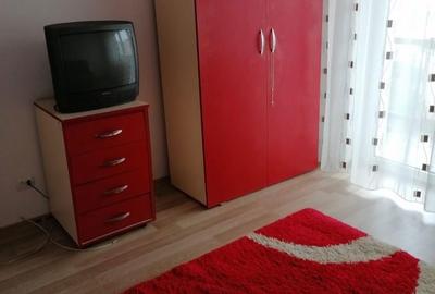 Apartament cu 3 camere decomandat în Central - 4